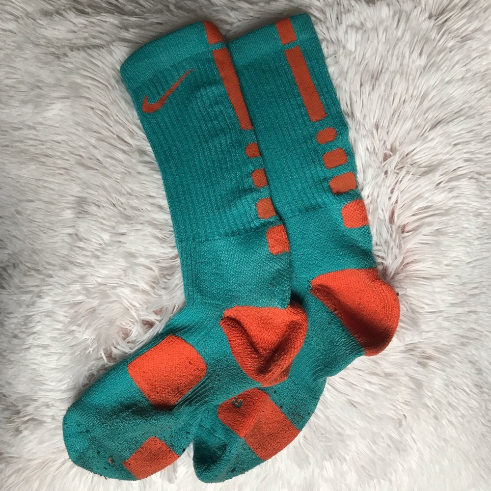Nike Elite Basketball Socks - Men’s Shoe Size 9-12